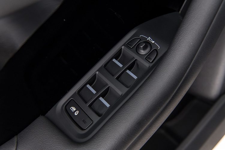 1674426_1406477996441_slide bei Autohaus Hösch GmbH in 